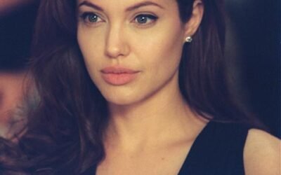 angelina jolie young